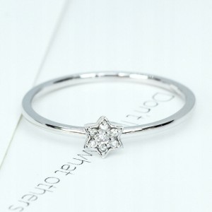 Ring Weißgold 10K Diamanten 0.05ct, Größe 15