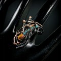 Künstlerischer Ring mit schwarzen Opal Zirkonia Größe 15