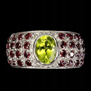 Ring 925 14,5 natürliche Olivin Granat