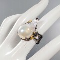 Ring mit Perle, Barock, Granat, Schmetterling, gr. 18 925