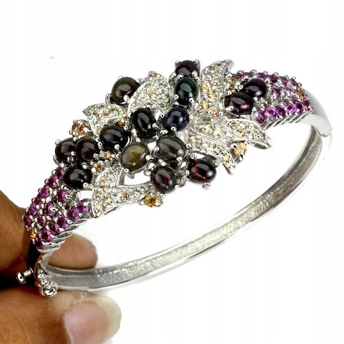 Armband natürliche schwarze Opale Granate Saphire