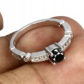 Natur Ring 0,68 ct schwarzer Diamant Größe 12