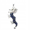 Silberner Drache Anhänger mit natürlichen blauen Saphiren