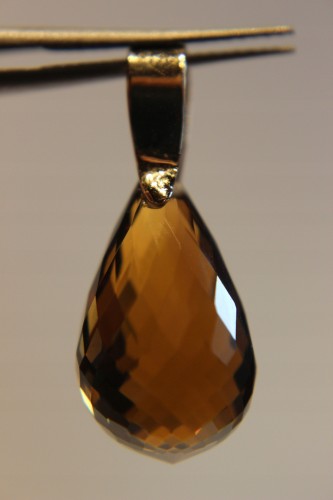 Anhänger aus synthetischem Citrin aus 585er Gold