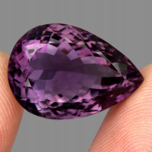 Amethyst Naturstein VVS 24,87ct
